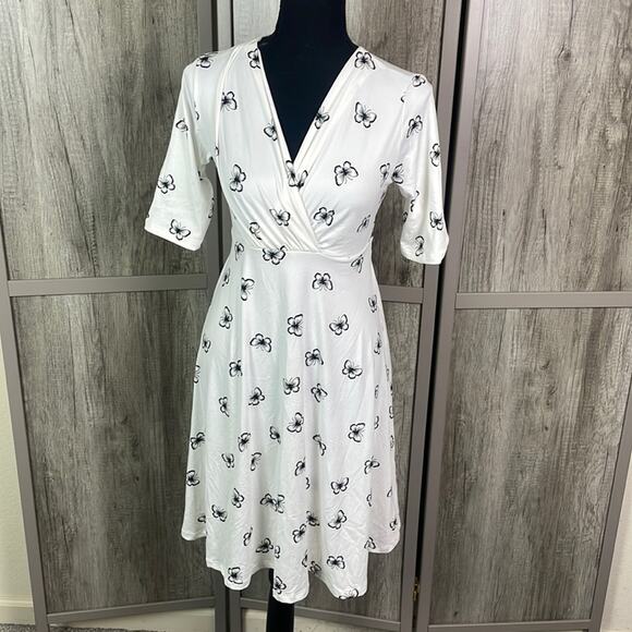 Motherhood Maternity butterfly print empire waist midi dress women's M - Picture 1 of 11